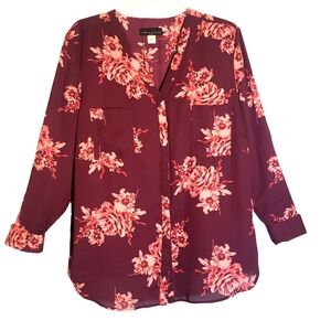 Simply Styled women's XL floral print long sleeves button front blouse. 5022